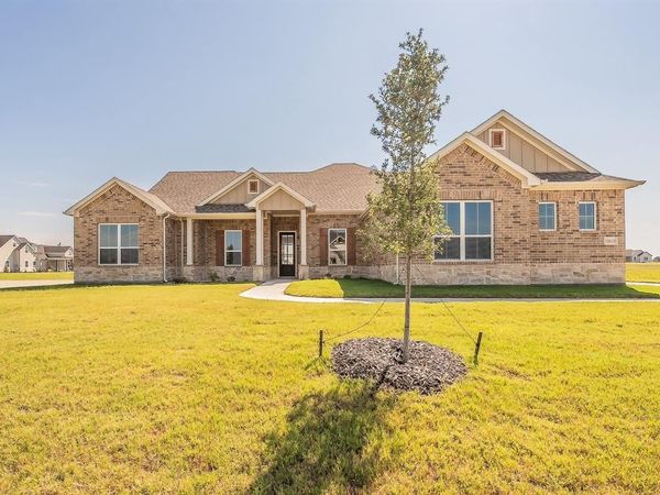 10610 Winter Wheat Lane, Venus, TX 76084