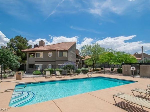 5030 S Rainbow Boulevard, Unit 206, Las Vegas, NV 89118