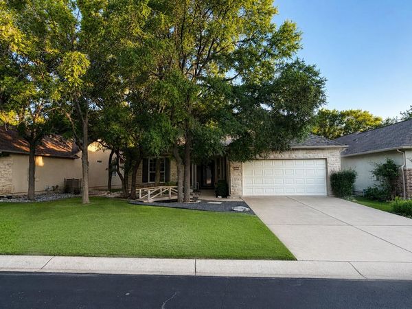 103 Harness LN , Georgetown, TX 78633