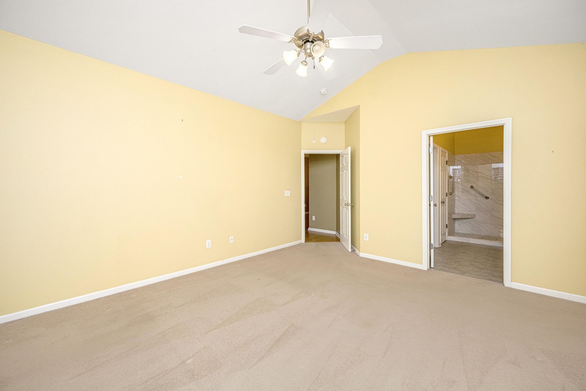 1126 Santa Elena Way Photo 16