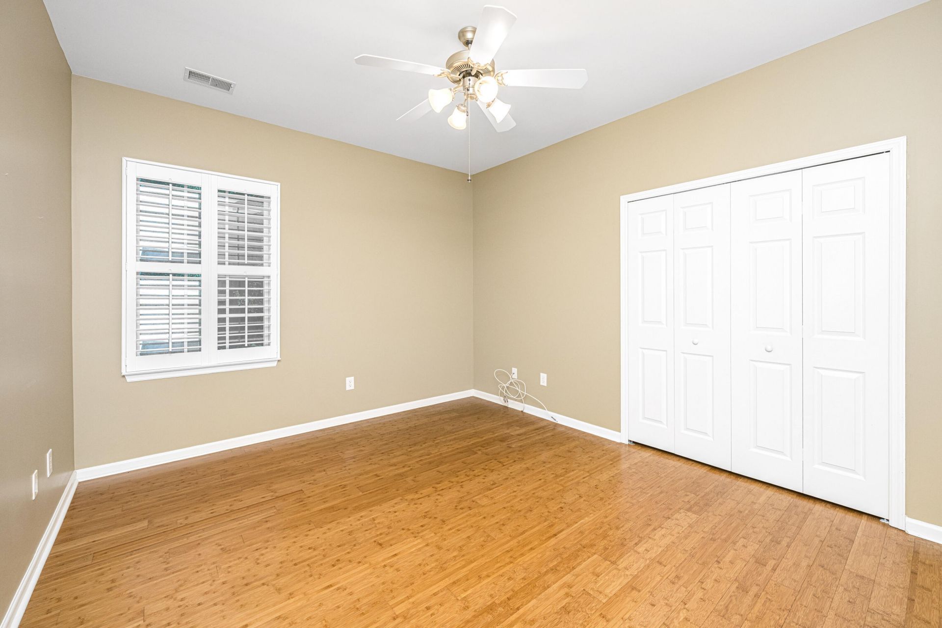 1126 Santa Elena Way Photo 26