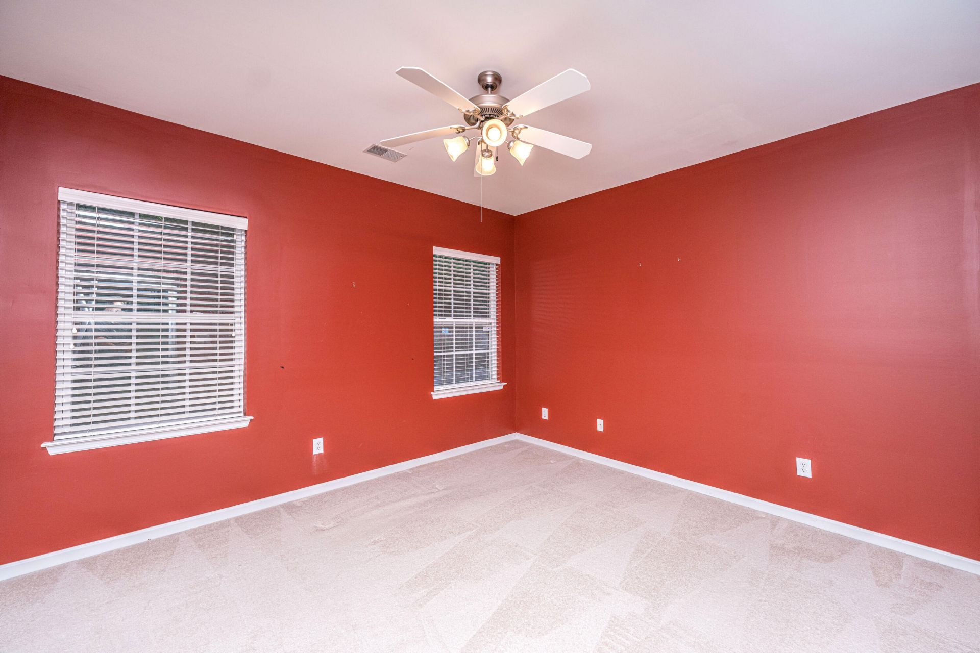 1126 Santa Elena Way Photo 28