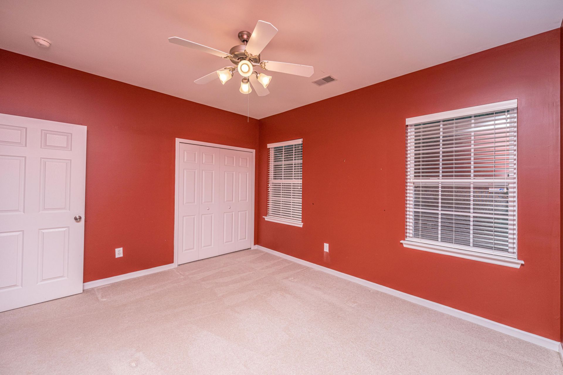 1126 Santa Elena Way Photo 29