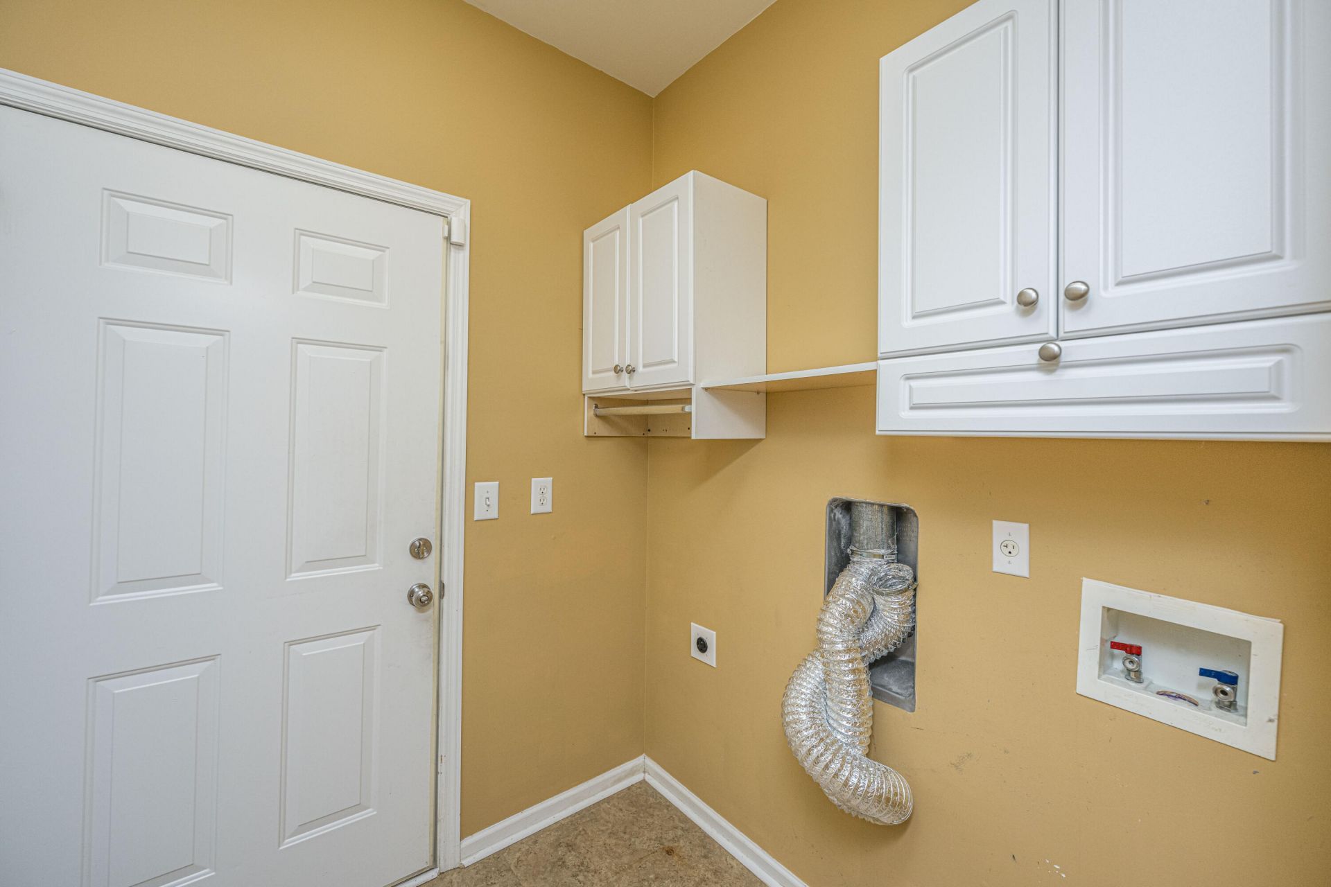 1126 Santa Elena Way Photo 34