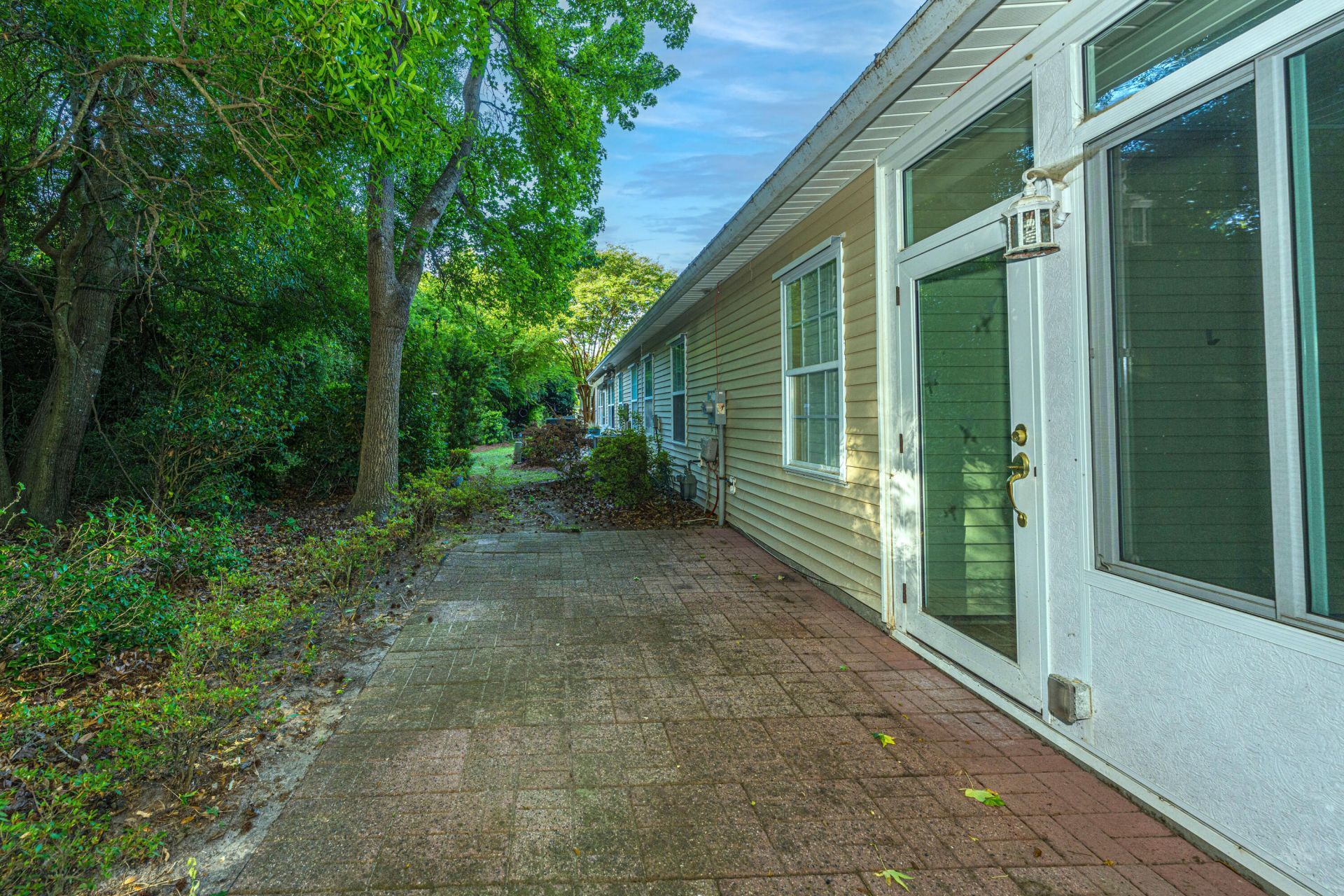 1126 Santa Elena Way Photo 37