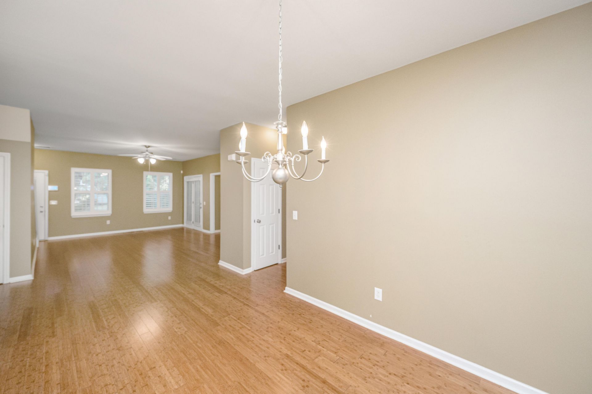 1126 Santa Elena Way Photo 9