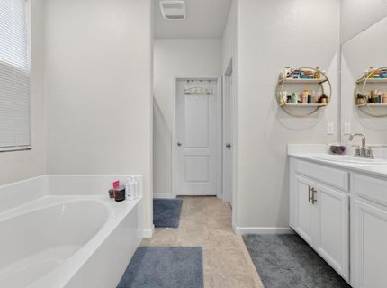 4041 Expedition Ln, Roseville, CA 95747 Photo