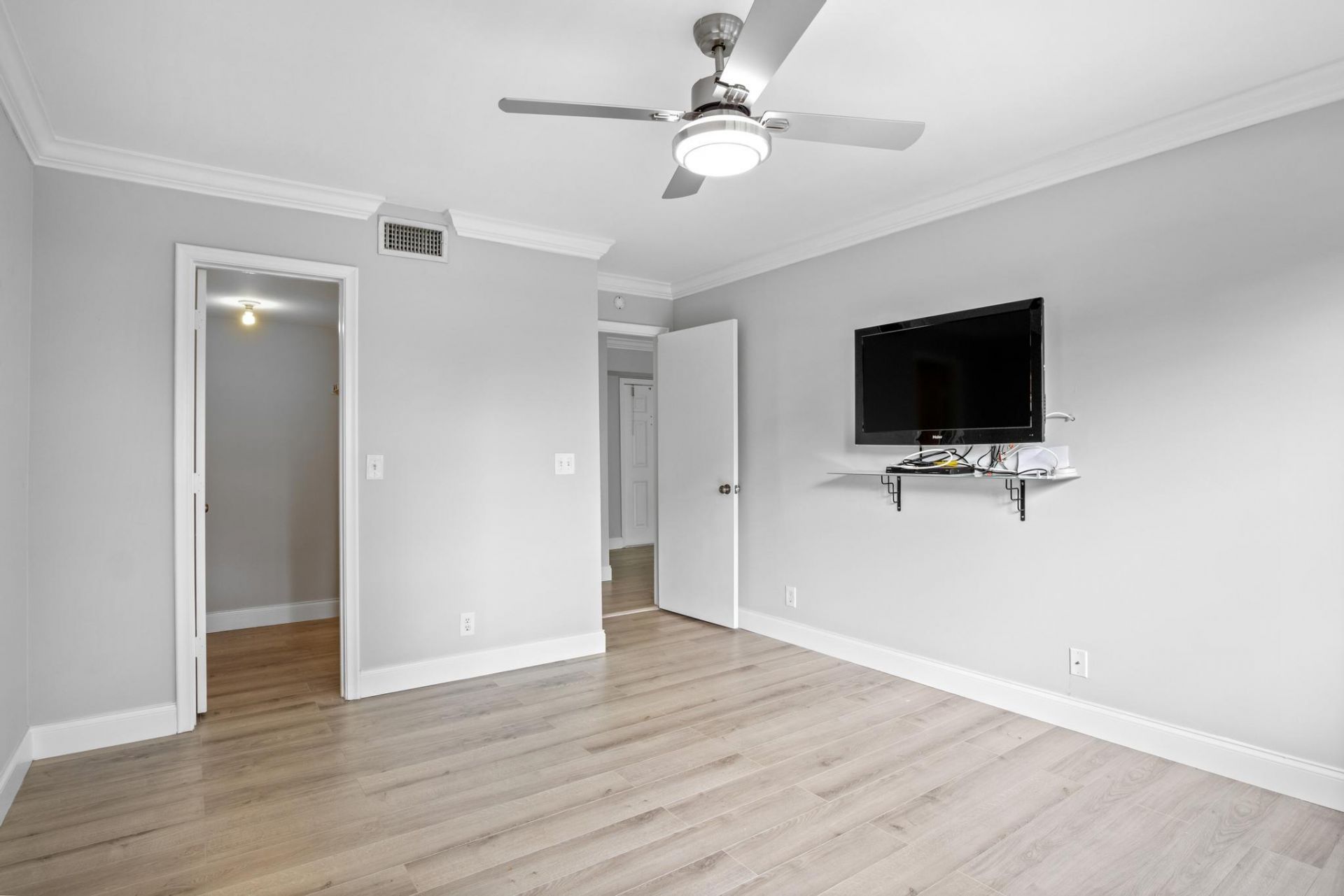 1120 Homewood Boulevard, Unit G204, Delray Beach, FL 33445 Photo