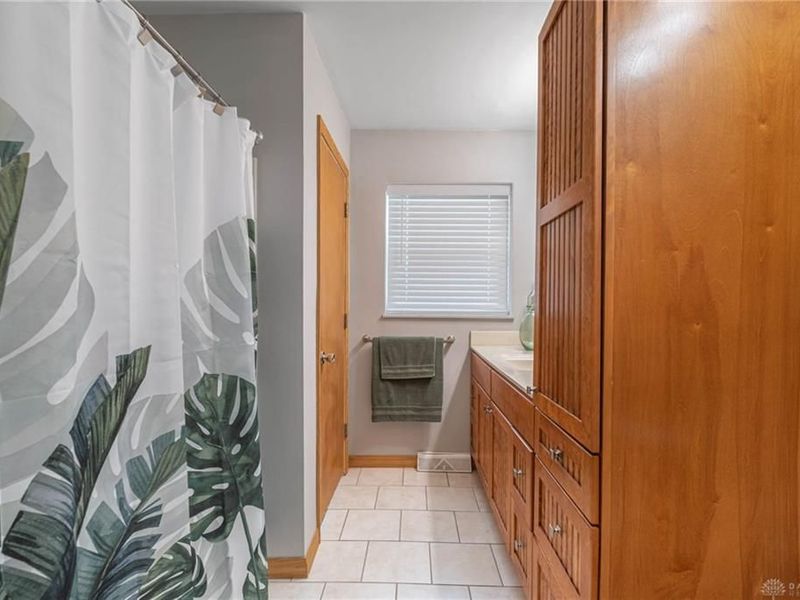 216 Mar Ken Drive, Dayton, OH 45405 Photo 19
