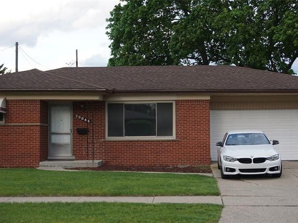28644 Grobbel Avenue, Warren, MI 48092