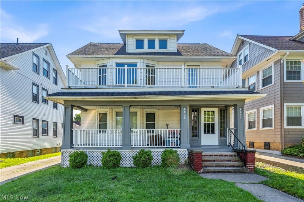 1631 Waterbury Road, Lakewood, OH 44107 Main Photo