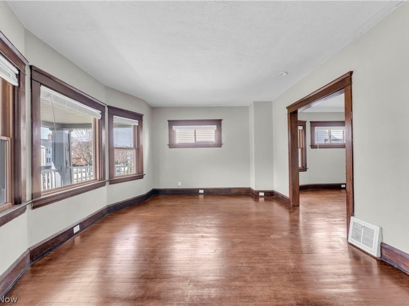 1631 Waterbury Road, Lakewood, OH 44107 Photo 32