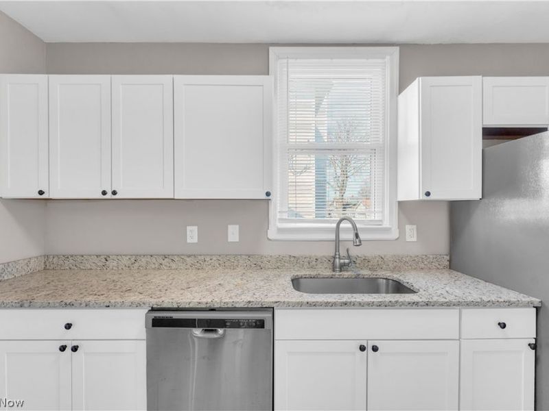 1631 Waterbury Road, Lakewood, OH 44107 Photo 44