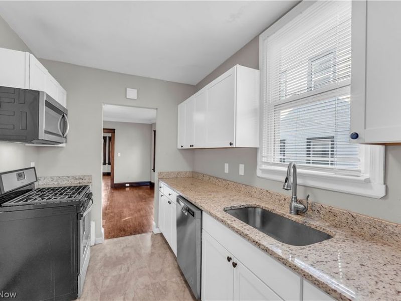 1631 Waterbury Road, Lakewood, OH 44107 Photo 45