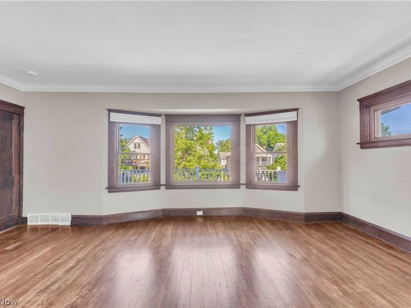 1631 Waterbury Road, Lakewood, OH 44107 Photo 8