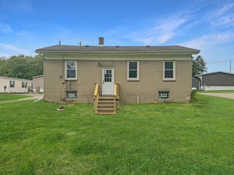 206 E Poplar Street, Saint Paris, OH 43072 Photo 5