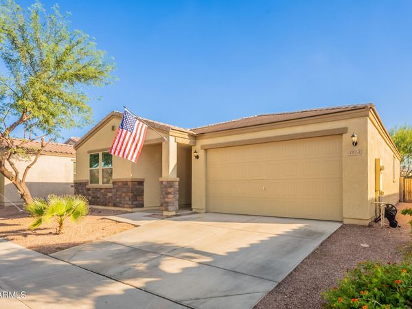 1813 E GRENADINE Road, Phoenix, AZ 85040