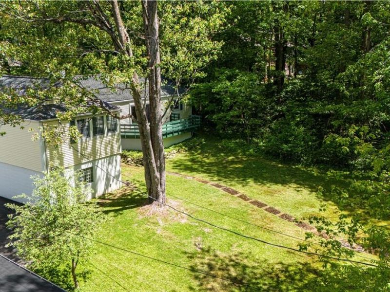 8253 Summit Drive , Chagrin Falls, OH 44023 Photo 18