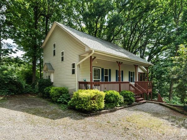 122 Arnold Heights , Waynesville, NC 28786