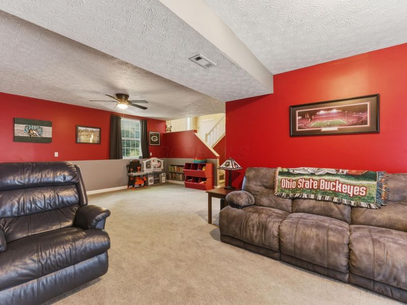 5593 Reebok Drive , Hilliard, OH 43026 Photo 28