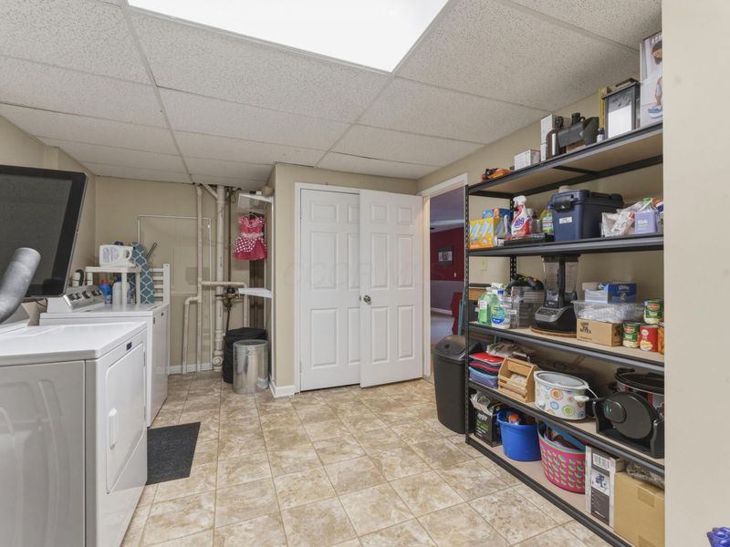 5593 Reebok Drive , Hilliard, OH 43026 Photo 32