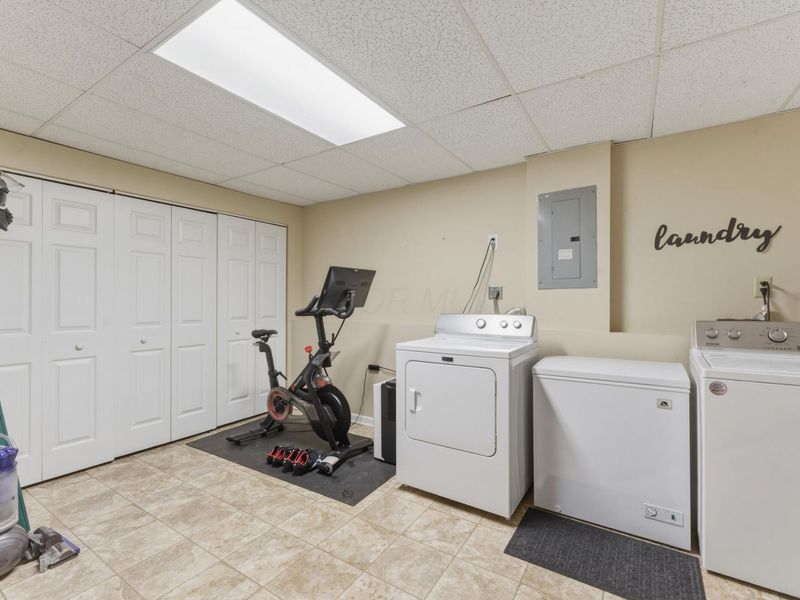 5593 Reebok Drive , Hilliard, OH 43026 Photo 33