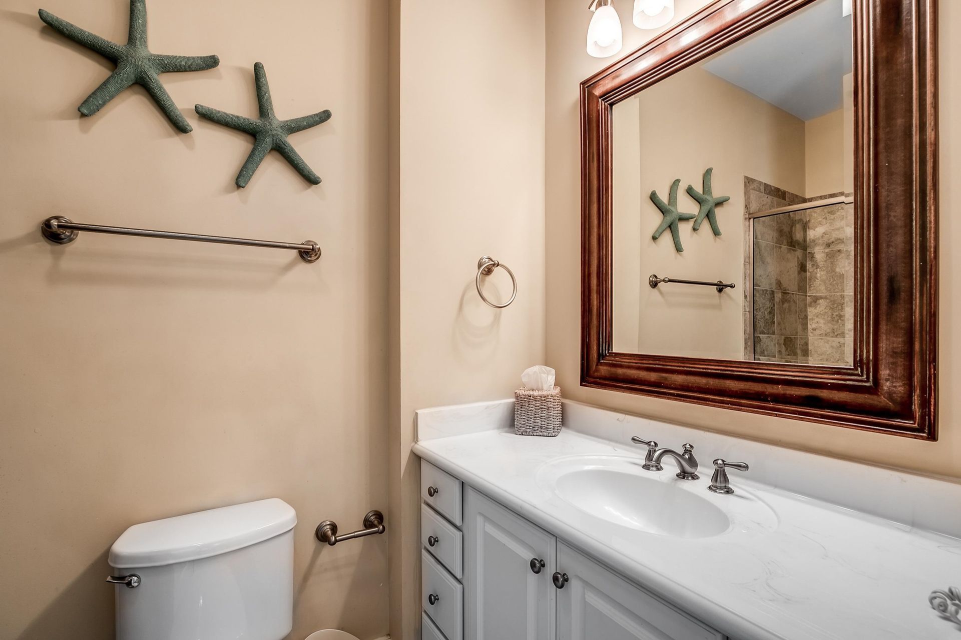 4914 Cinzia Ln. Photo 14