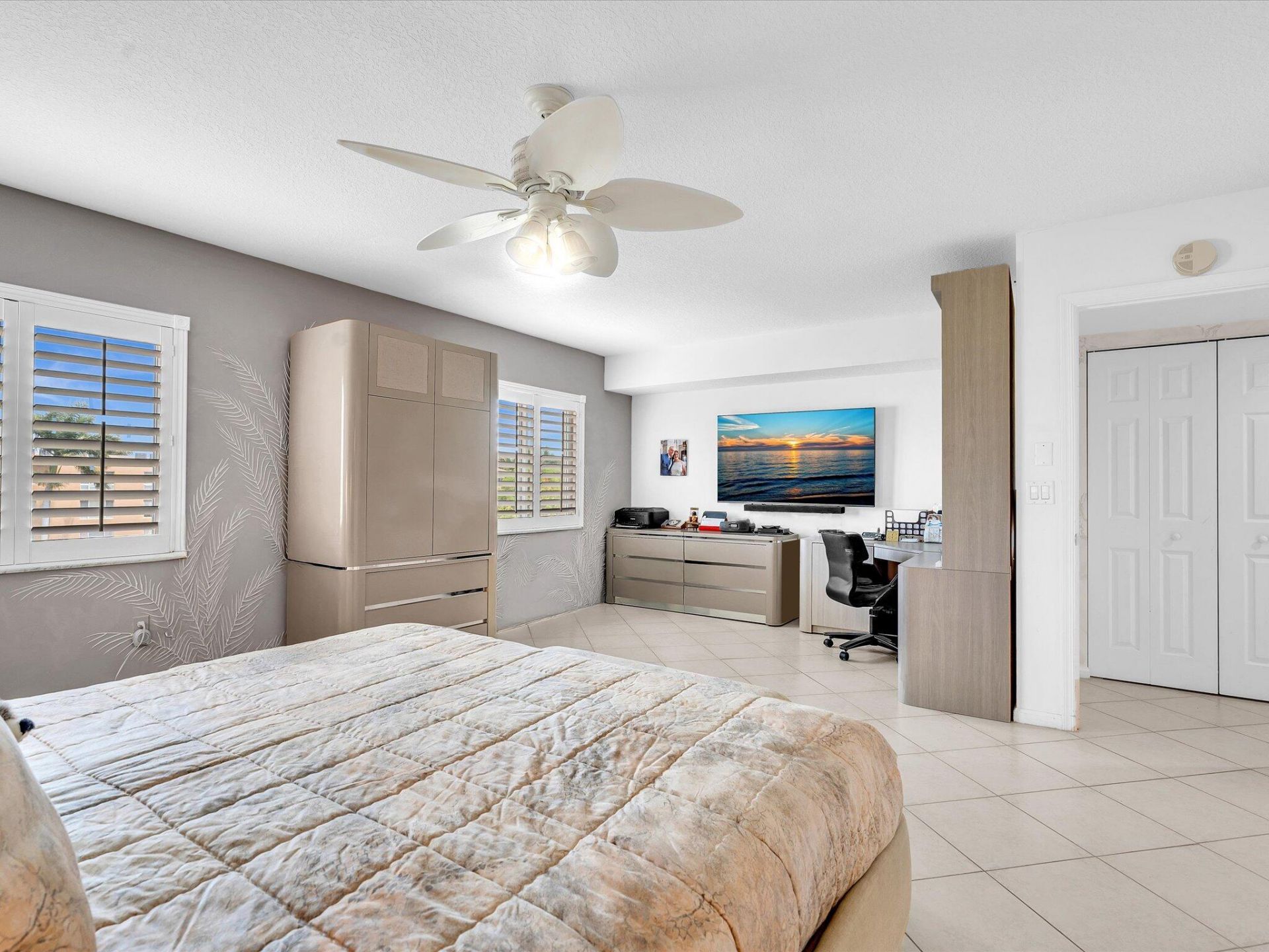 12511 Imperial Isle Drive, Unit 402, Boynton Beach, FL 33437 Photo