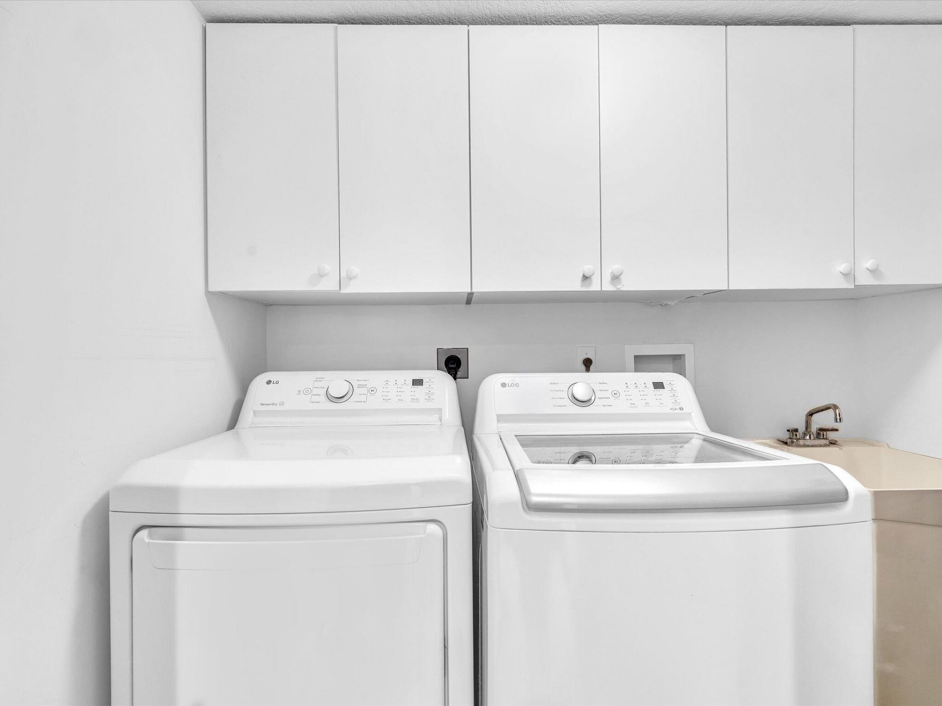 12511 Imperial Isle Drive, Unit 402, Boynton Beach, FL 33437 Photo