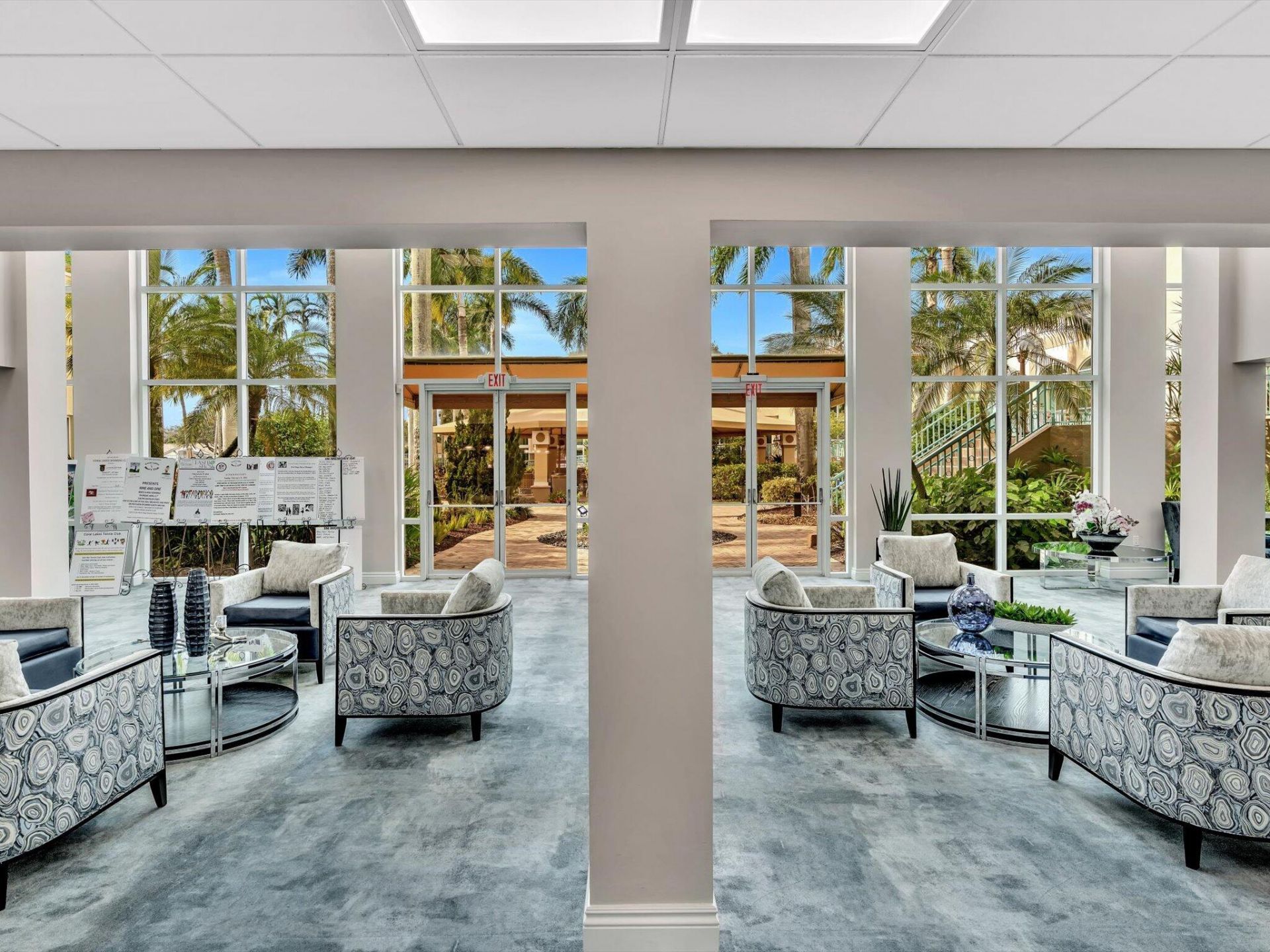 12511 Imperial Isle Drive, Unit 402, Boynton Beach, FL 33437 Photo