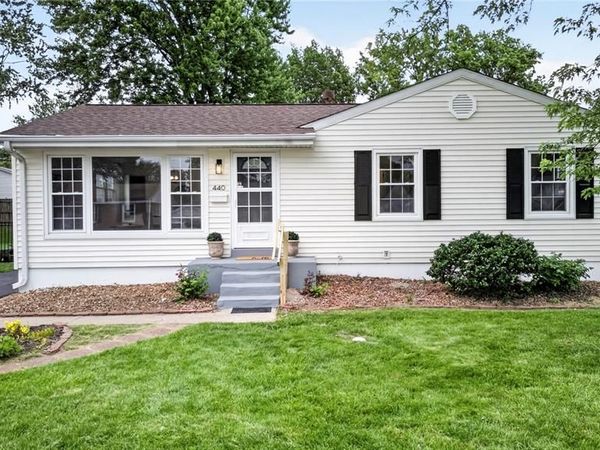 440 S Jefferson Street, Florissant, MO 63031