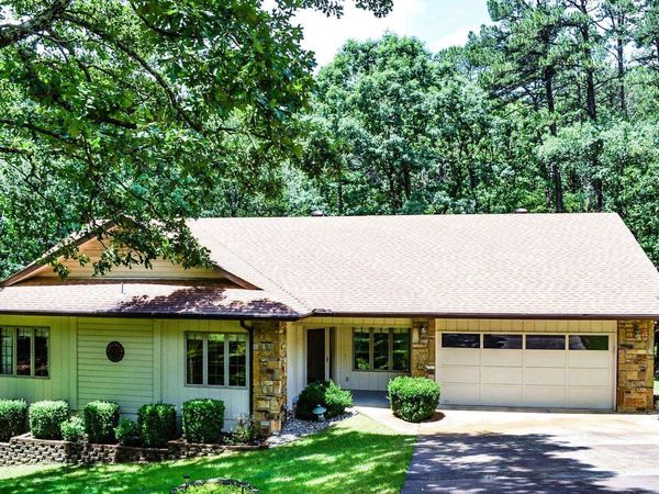 48 Almeria Way , Hot Springs Village, AR 71909