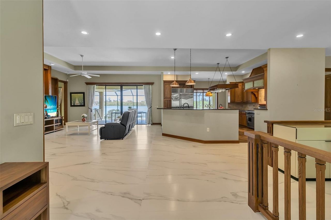 612 Laurel Road W, Nokomis, FL 34275 Photo