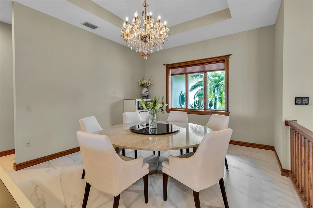 612 Laurel Road W, Nokomis, FL 34275 Photo
