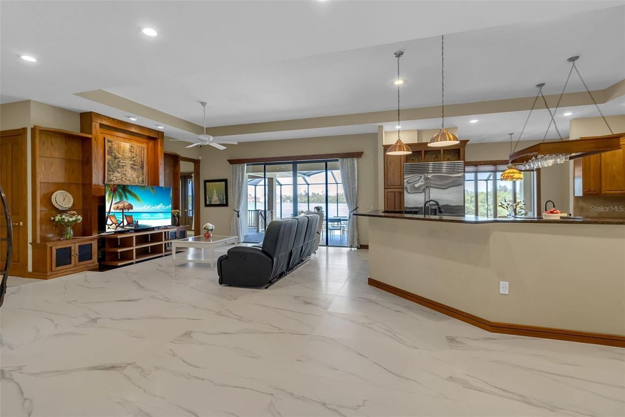 612 Laurel Road W, Nokomis, FL 34275 Photo