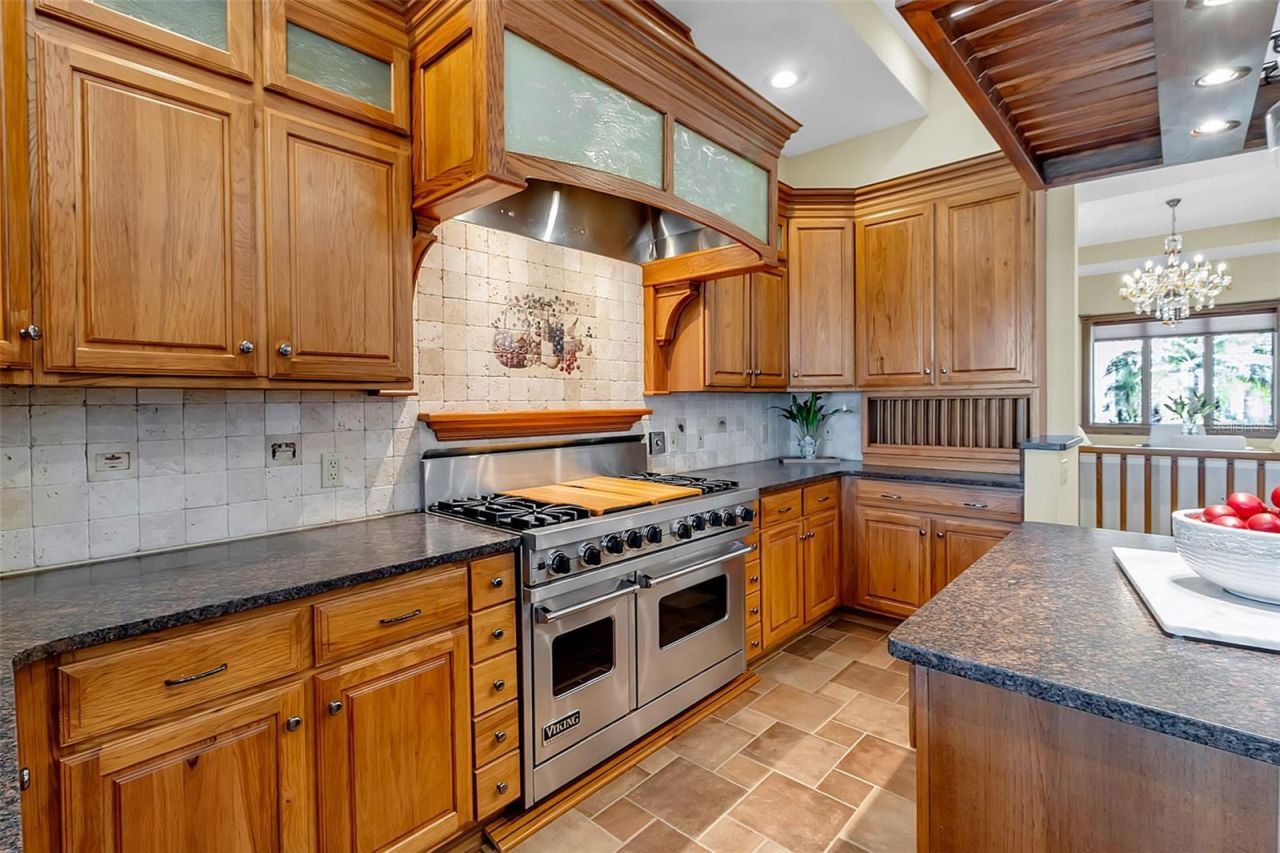 612 Laurel Road W, Nokomis, FL 34275 Photo