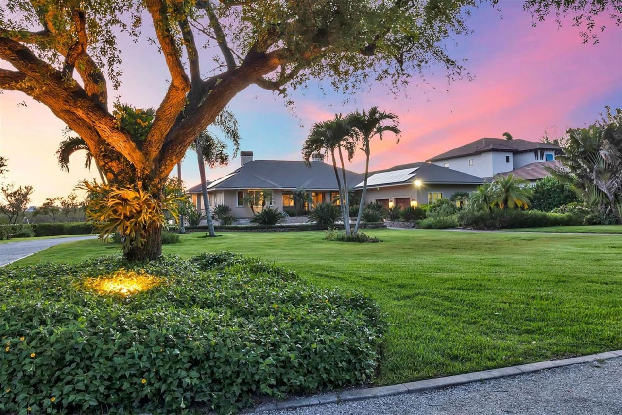 612 Laurel Road W, Nokomis, FL 34275 Photo