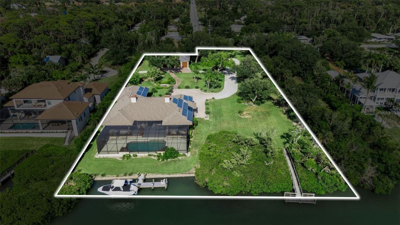 612 Laurel Road W, Nokomis, FL 34275 Photo