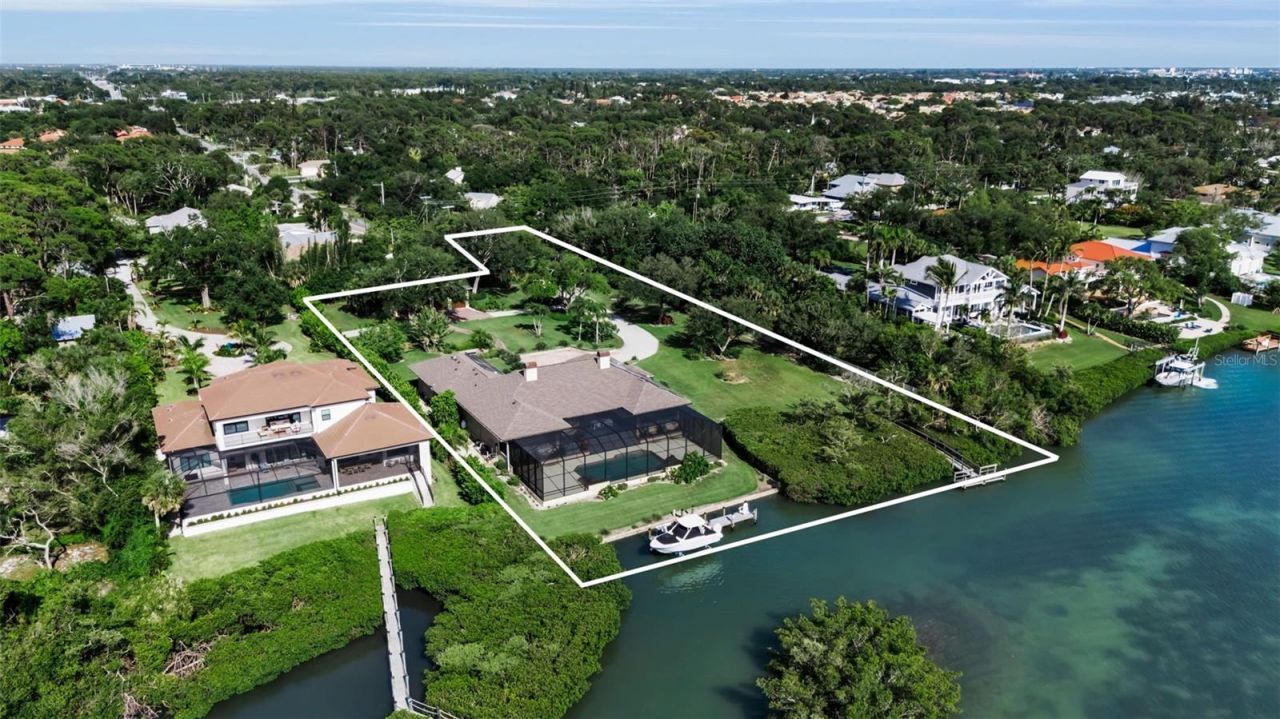 612 Laurel Road W, Nokomis, FL 34275 Photo