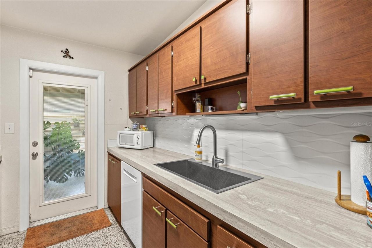 2504 N Radcliffe Place, Bradenton, FL 34207 Photo