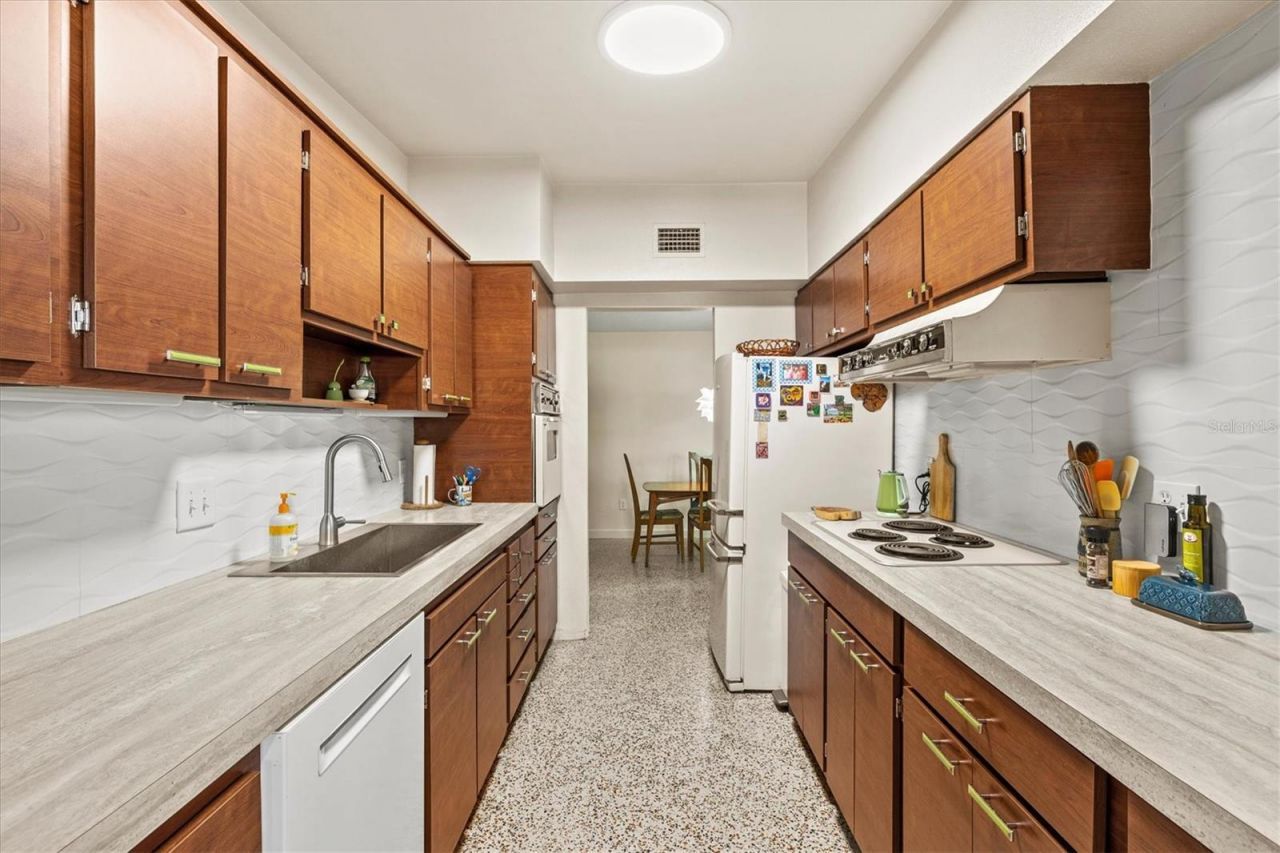 2504 N Radcliffe Place, Bradenton, FL 34207 Photo