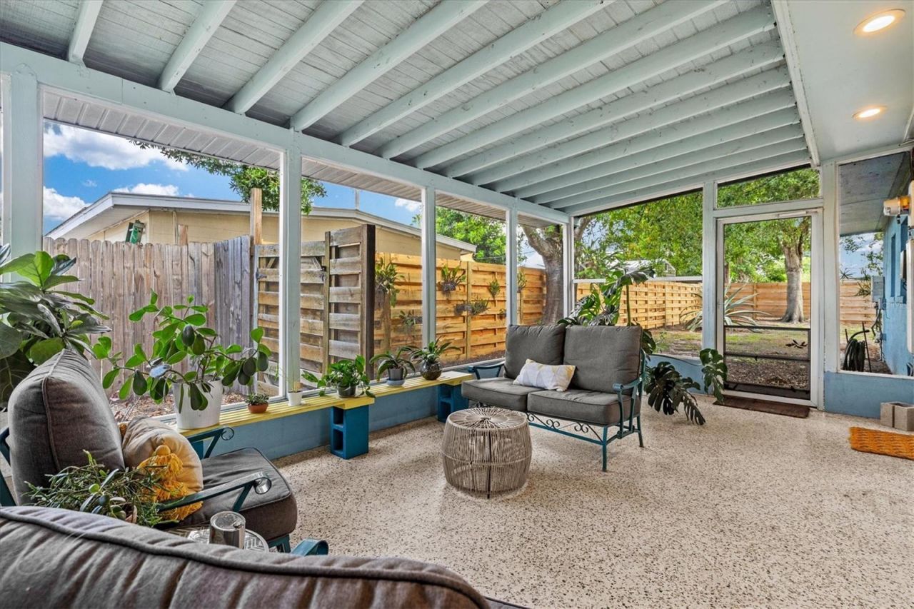 2504 N Radcliffe Place, Bradenton, FL 34207 Photo