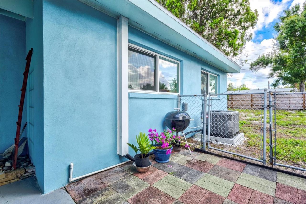 2504 N Radcliffe Place, Bradenton, FL 34207 Photo
