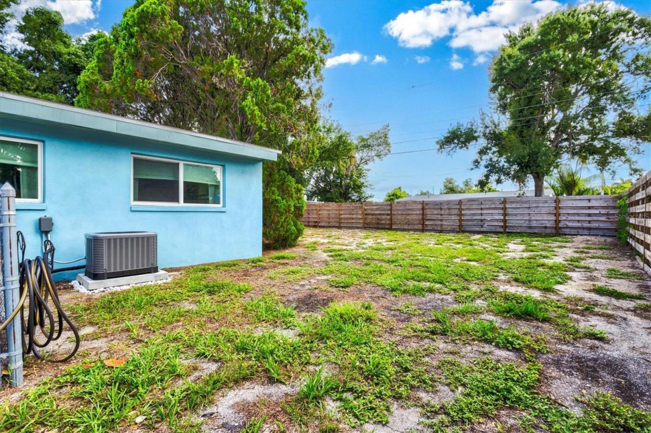 2504 N Radcliffe Place, Bradenton, FL 34207 Photo
