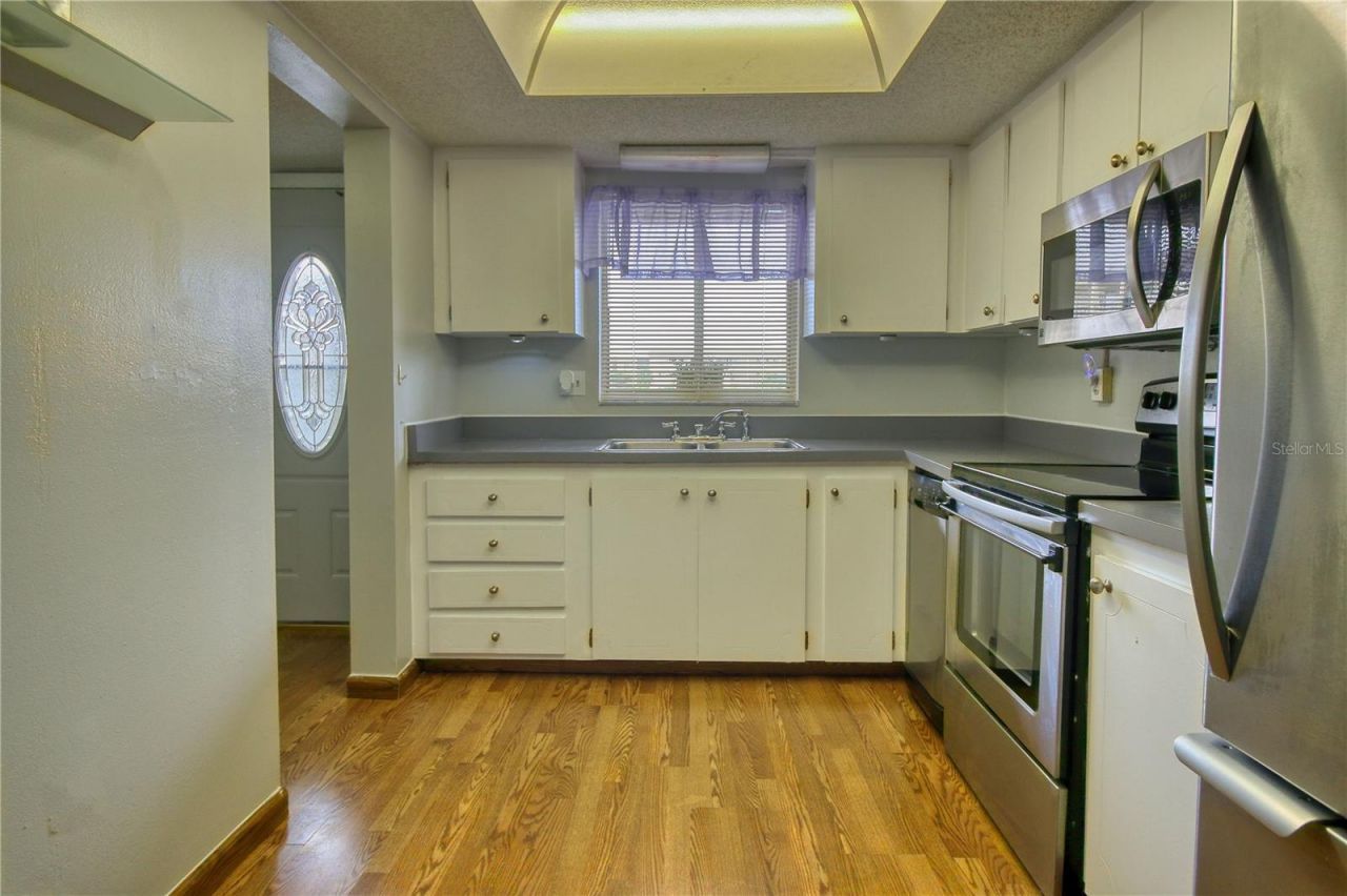 3658 Lake Bayshore Drive , Unit 320, Bradenton, FL 34205 Photo