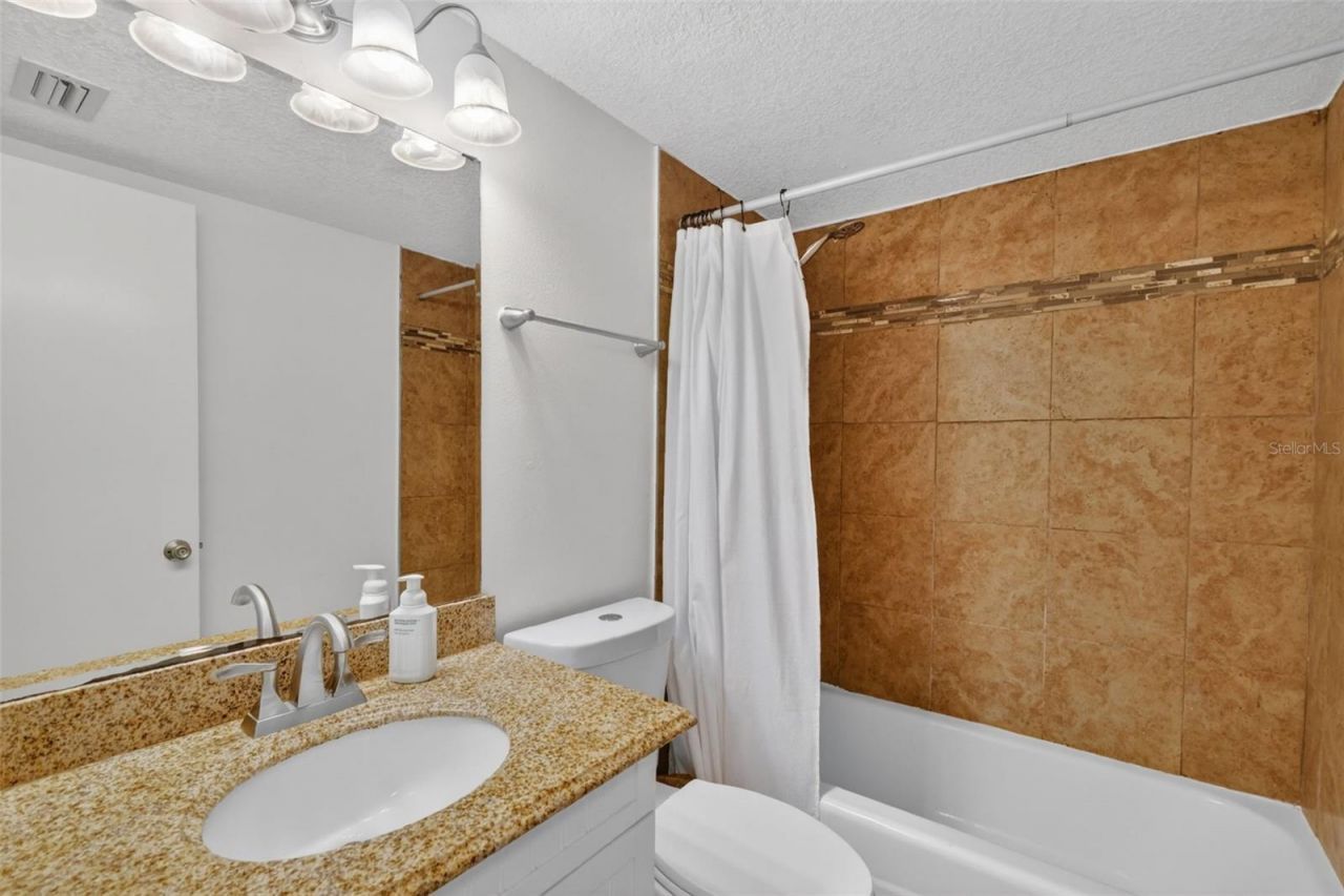 1112 W Main Street , Unit E7, Leesburg, FL 34748 Photo