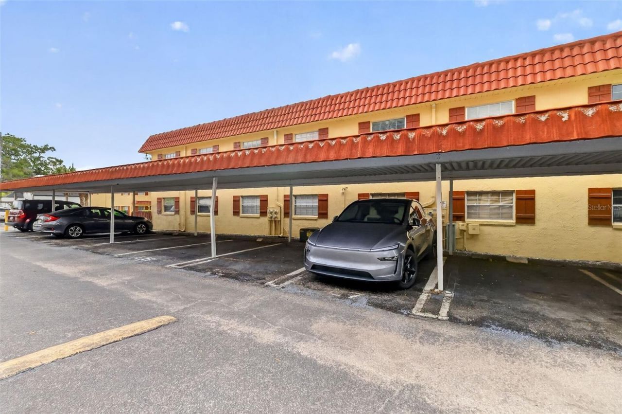1112 W Main Street , Unit E7, Leesburg, FL 34748 Photo