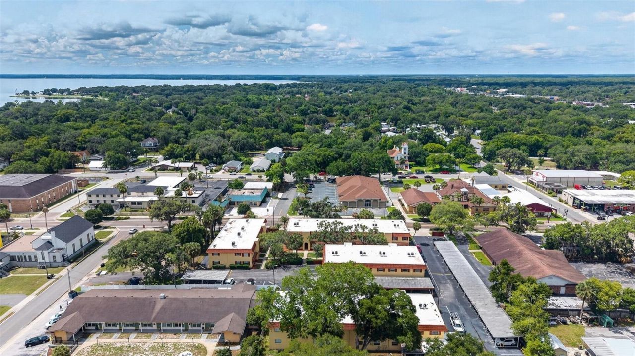 1112 W Main Street , Unit E7, Leesburg, FL 34748 Photo