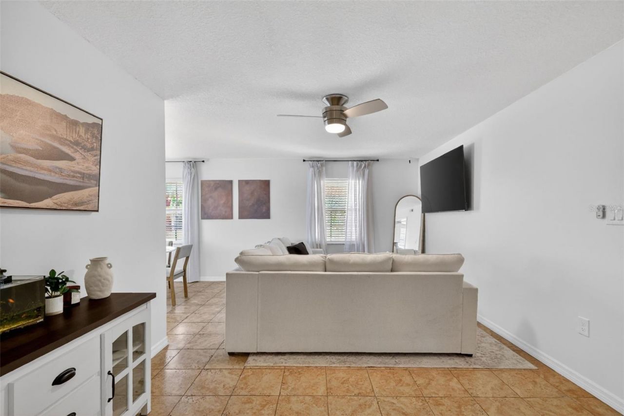 1112 W Main Street , Unit E7, Leesburg, FL 34748 Photo