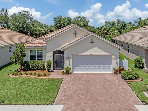 2030 MESIC HAMMOCK WAY , VENICE, FL 34292